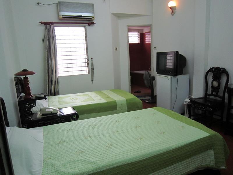 Hoang Cuong Hotel Ханой Экстерьер фото